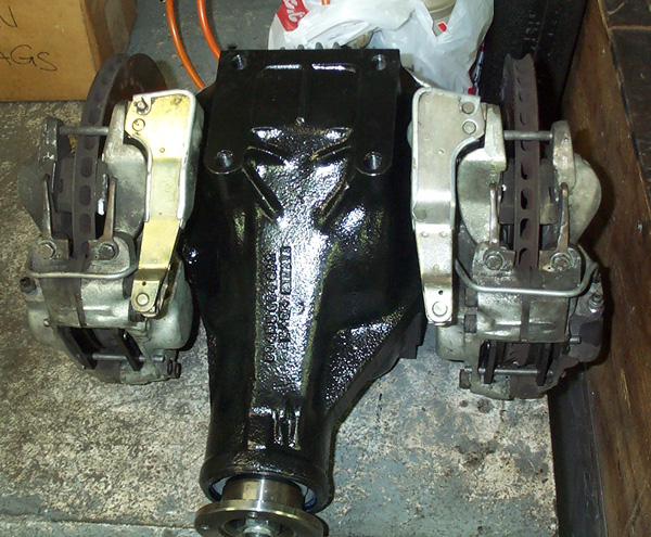 Assembled and ready to go in the XJS. These calipers are out of a Daimler Limo as the pistons are about 50% larger for improved brake force.Otherwise they fit as stock.